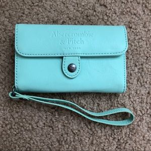 NWOT. A+F wallet/wristlet